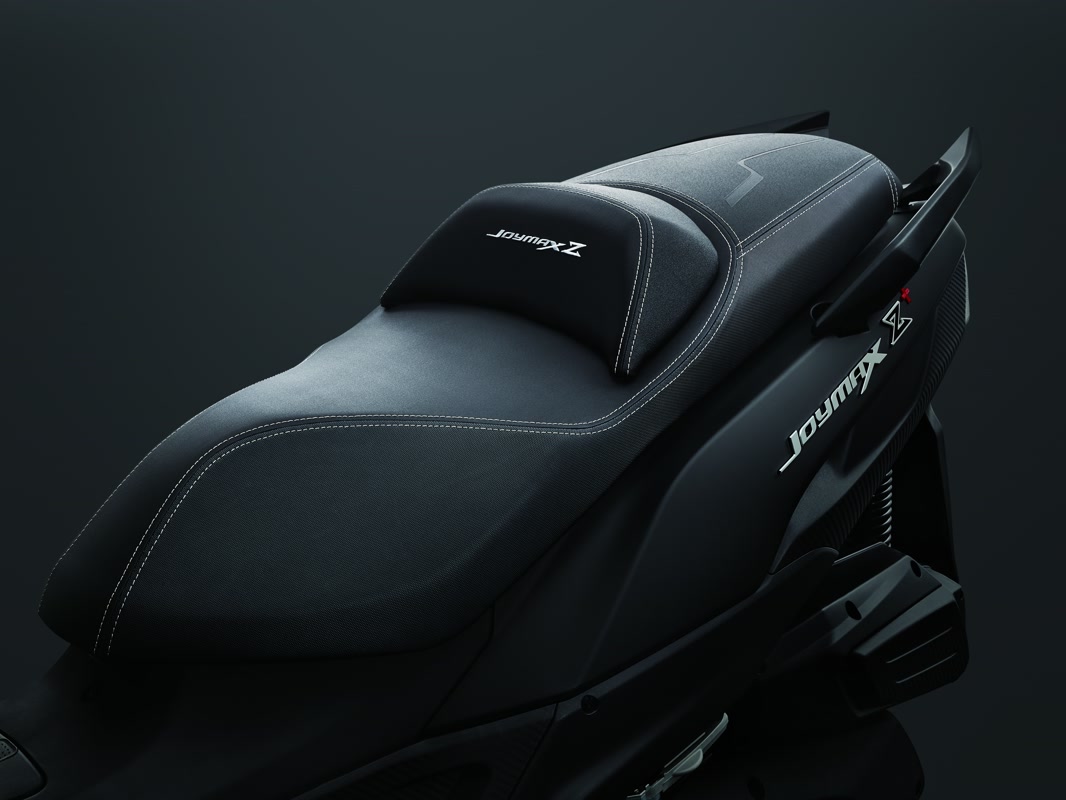 JoyMax Z- waterproof Seat